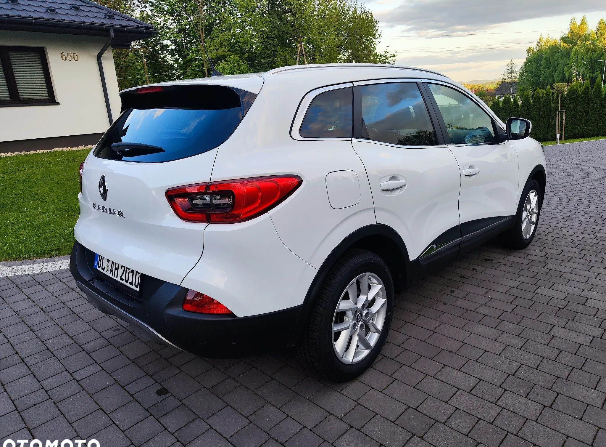 Renault Kadjar cena 51900 przebieg: 119000, rok produkcji 2016 z Mosina małe 232